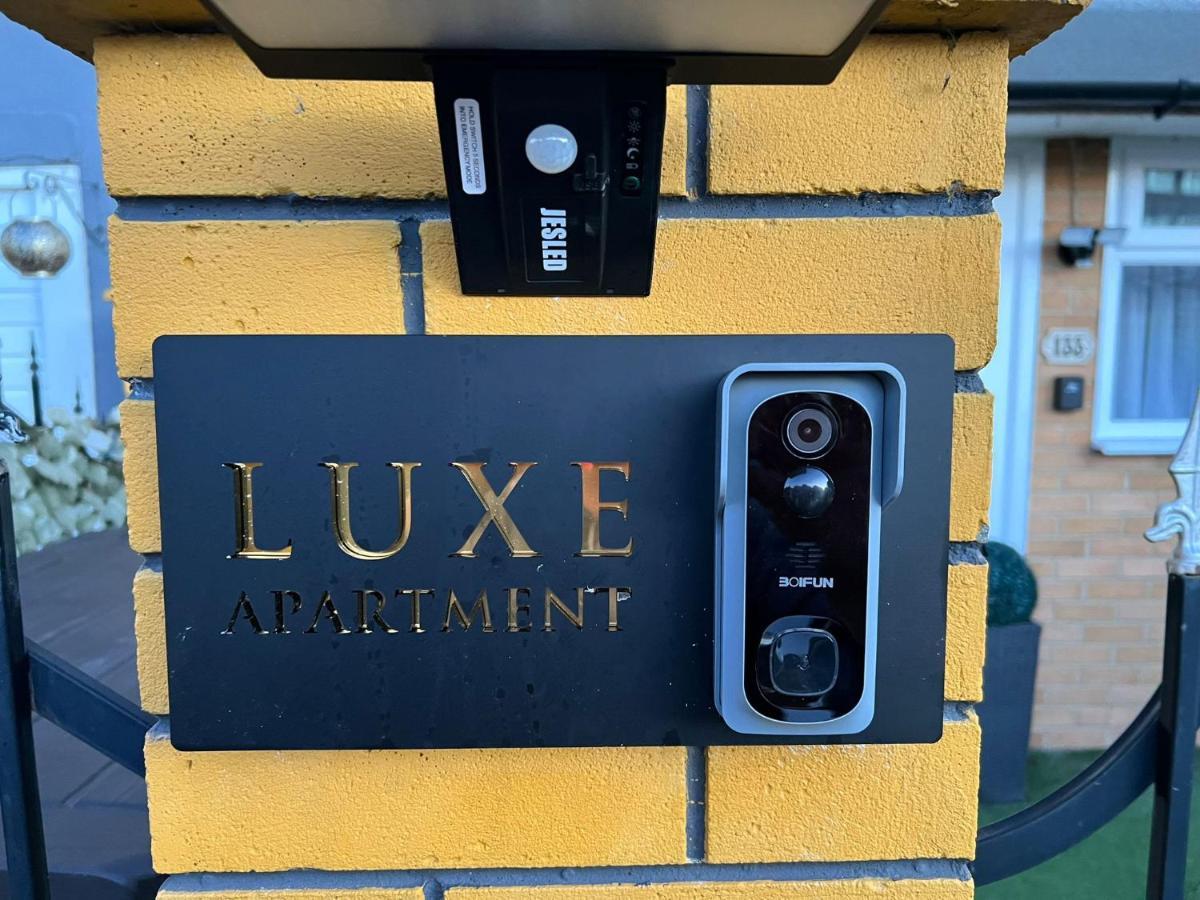 Apartment Luxe Free Wifi, Free Parking, Free Netflix Friern Barnet Экстерьер фото