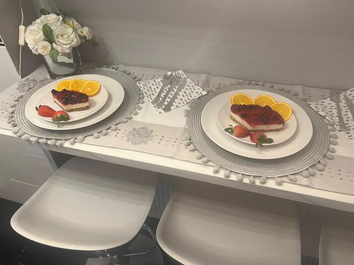 Apartment Luxe Free Wifi, Free Parking, Free Netflix Friern Barnet Экстерьер фото